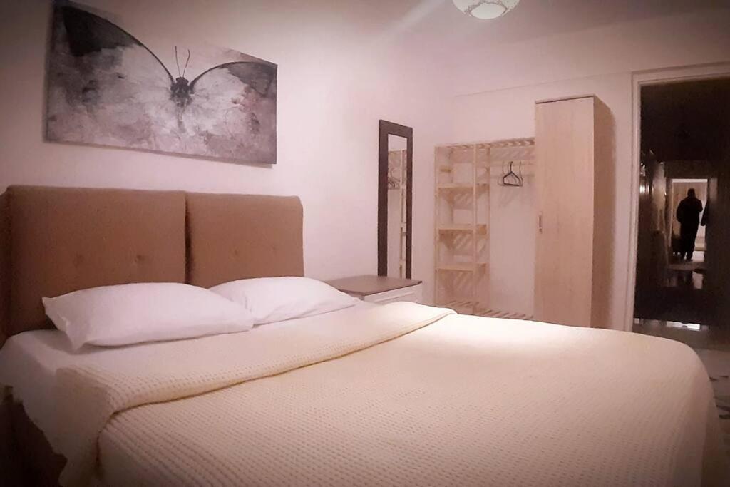 Appartement 4-room, Warm House, Near The Sea, Next To The Historic Elevator İzmir