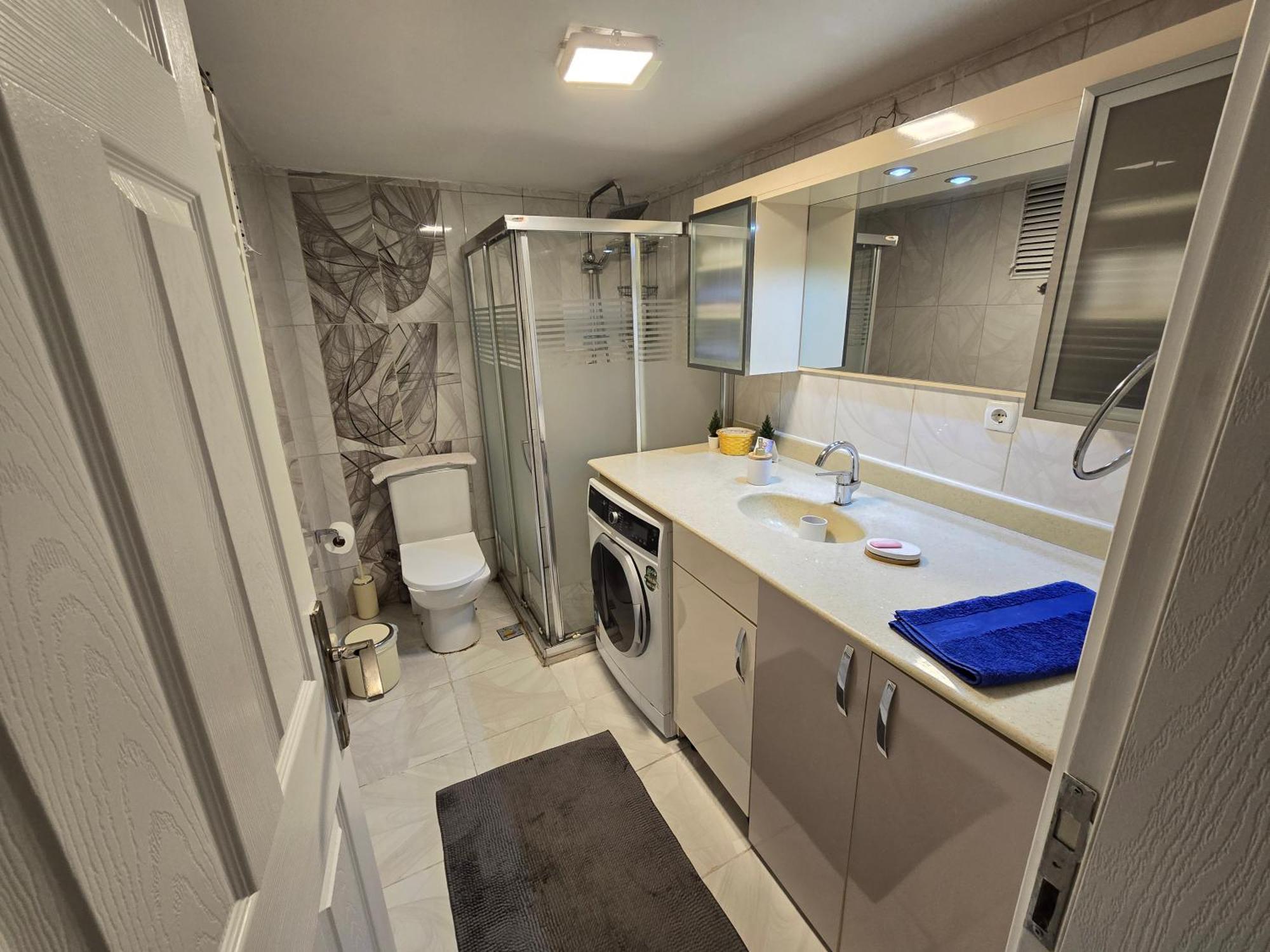 4-room, Warm House, Near The Sea, Next To The Historic Elevator Appartement